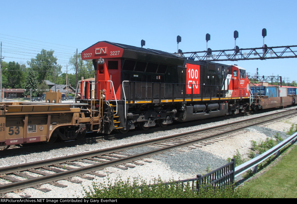 CN ET44AC #3227